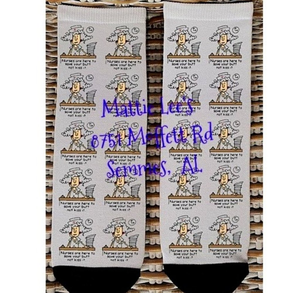 Nice Nurse On Vacation Ankle Socks